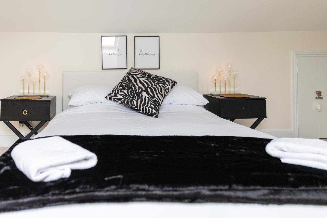 Luxury Living, Stylish Modern Apartment In The Heart Of Ryde Ryde  Exterior foto