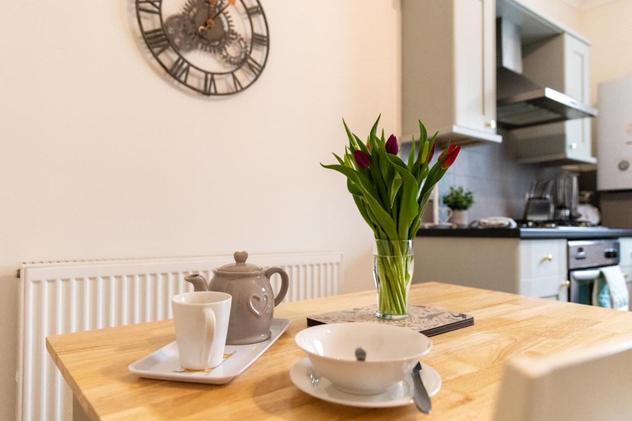 Luxury Living, Stylish Modern Apartment In The Heart Of Ryde Ryde  Exterior foto